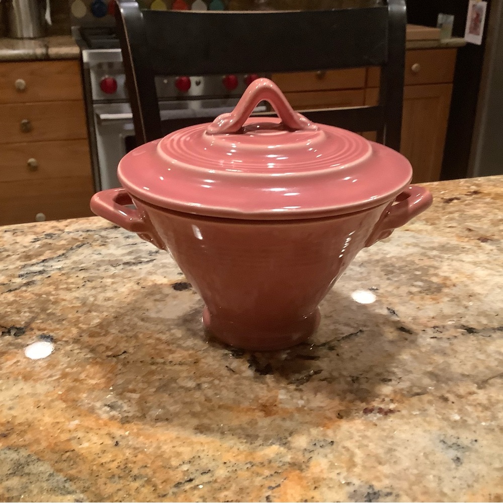Fiestaware beautiful harlequin Rose sugar bowl with cover perfect condition